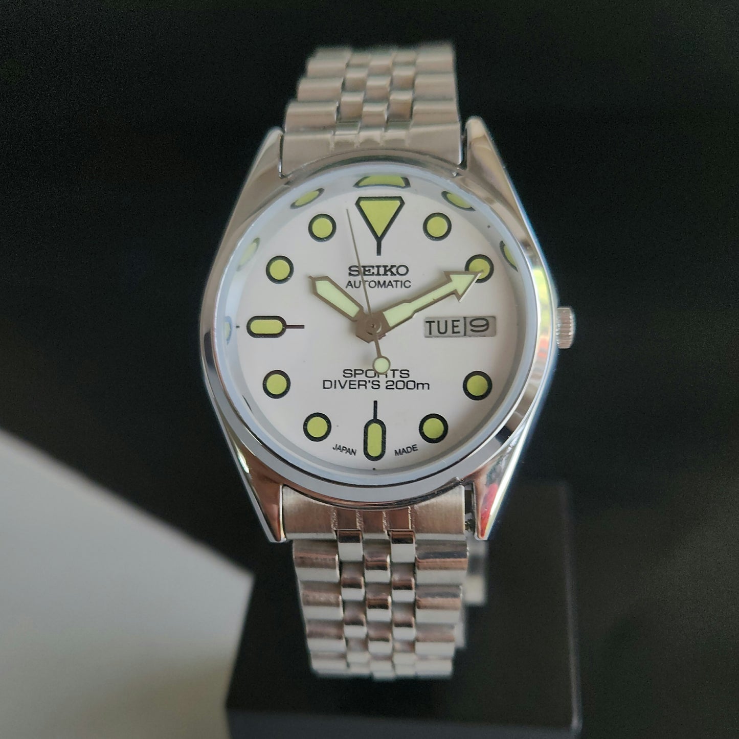 Vintage MOD Seiko 5 Automatic 21 Jewels Cal.6319 White Face Jubilee Bracelet Men's Wrist Watch J60