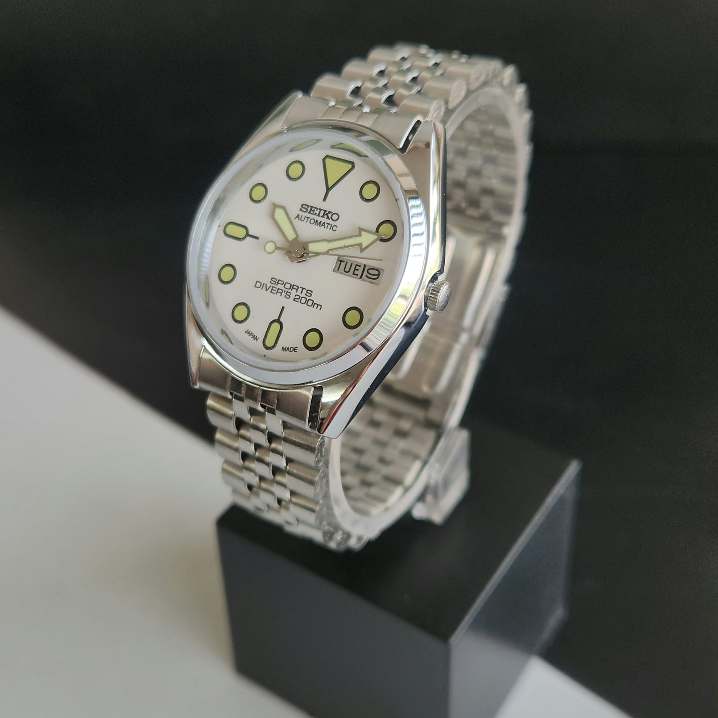 Vintage MOD Seiko 5 Automatic 21 Jewels Cal.6319 White Face Jubilee Bracelet Men's Wrist Watch J60