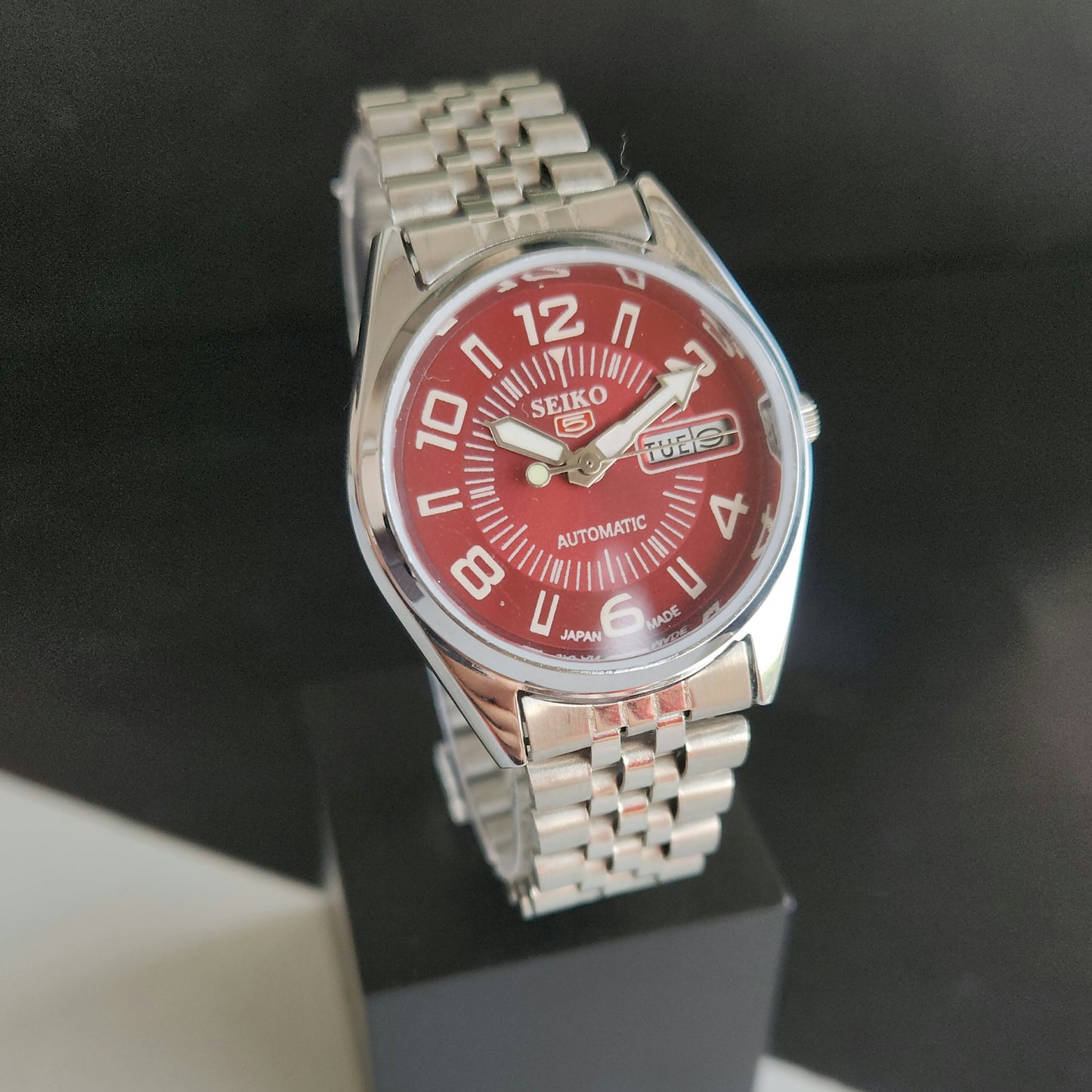 Vintage MOD Seiko 5 Automatic 23 Jewels Cal.6349 Red Face Jubilee Bracelet Men's Wrist Watch J59