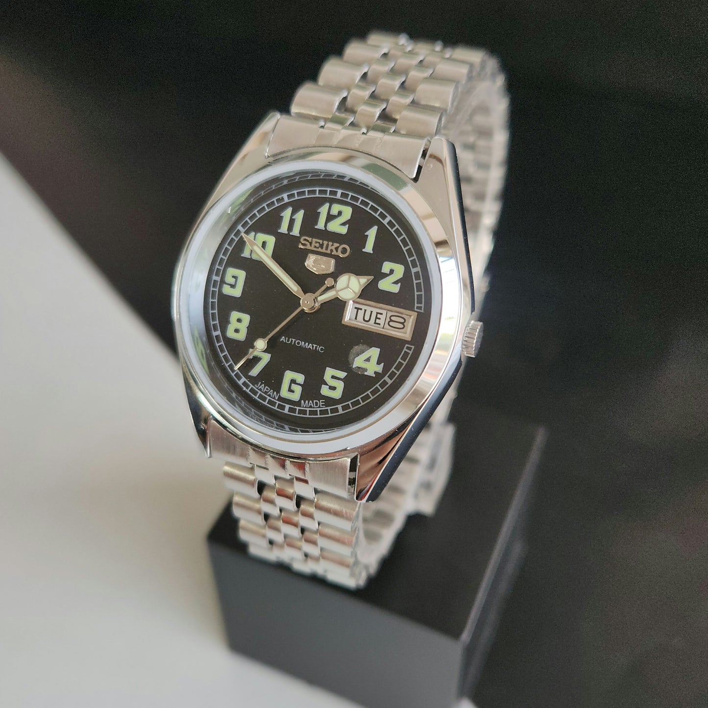 Vintage MOD Seiko 5 Automatic 17 Jewels Cal.6309 Black Face Jubilee Bracelet Men's Wrist Watch J61