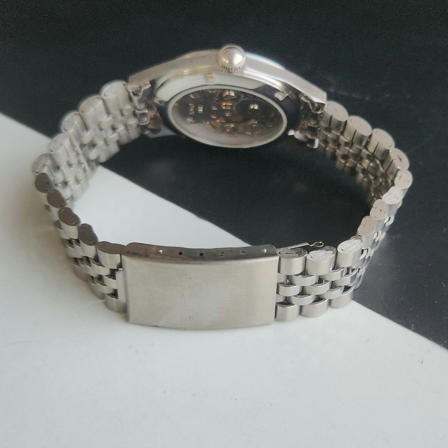 Vintage MOD HMT Janata Tamil Hand Winding 17 Jewels Red 35mm Silver Case With Bracelet Men's Wrist Watch J75