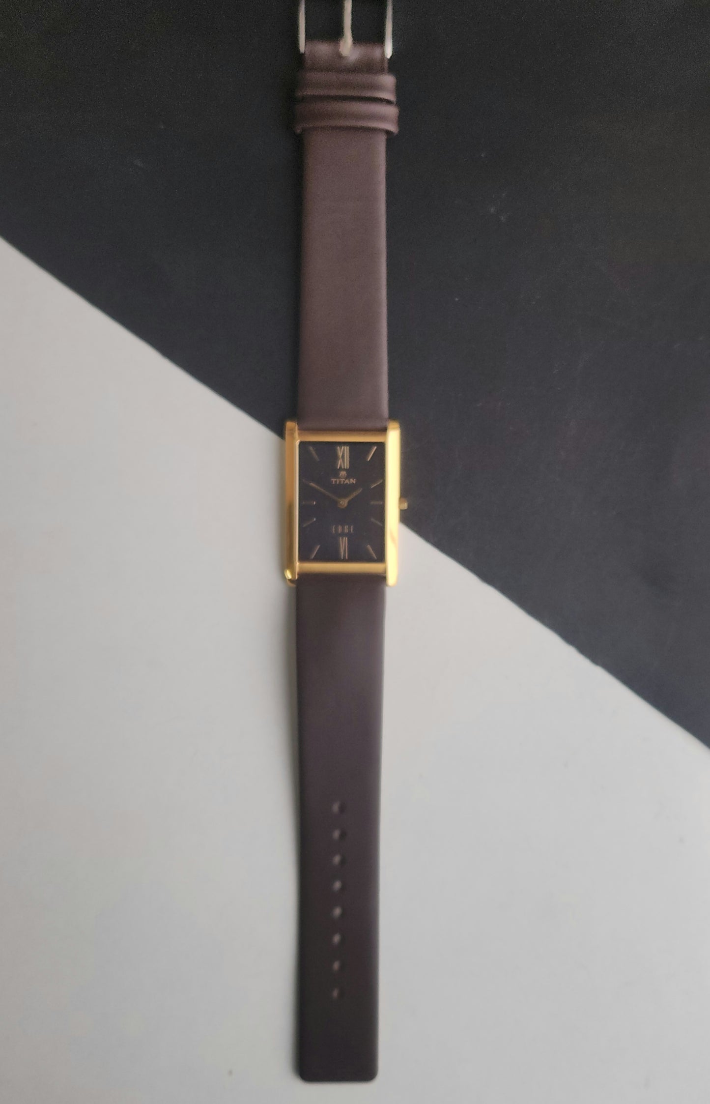 Original TITAN EDGE 1043NBD91 Rectangular Black Face 25MM Case Men's Watch J71