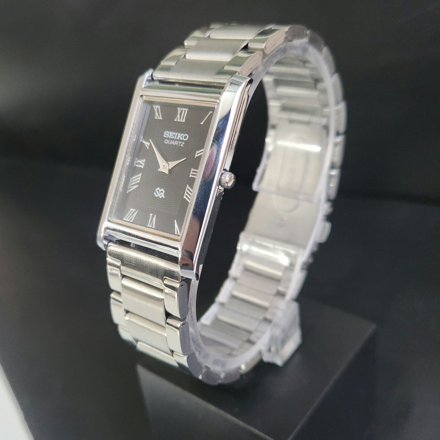 MOD Seiko Slim Rectangular Quartz Black Face Bracelet Men's Wrist Watch J93