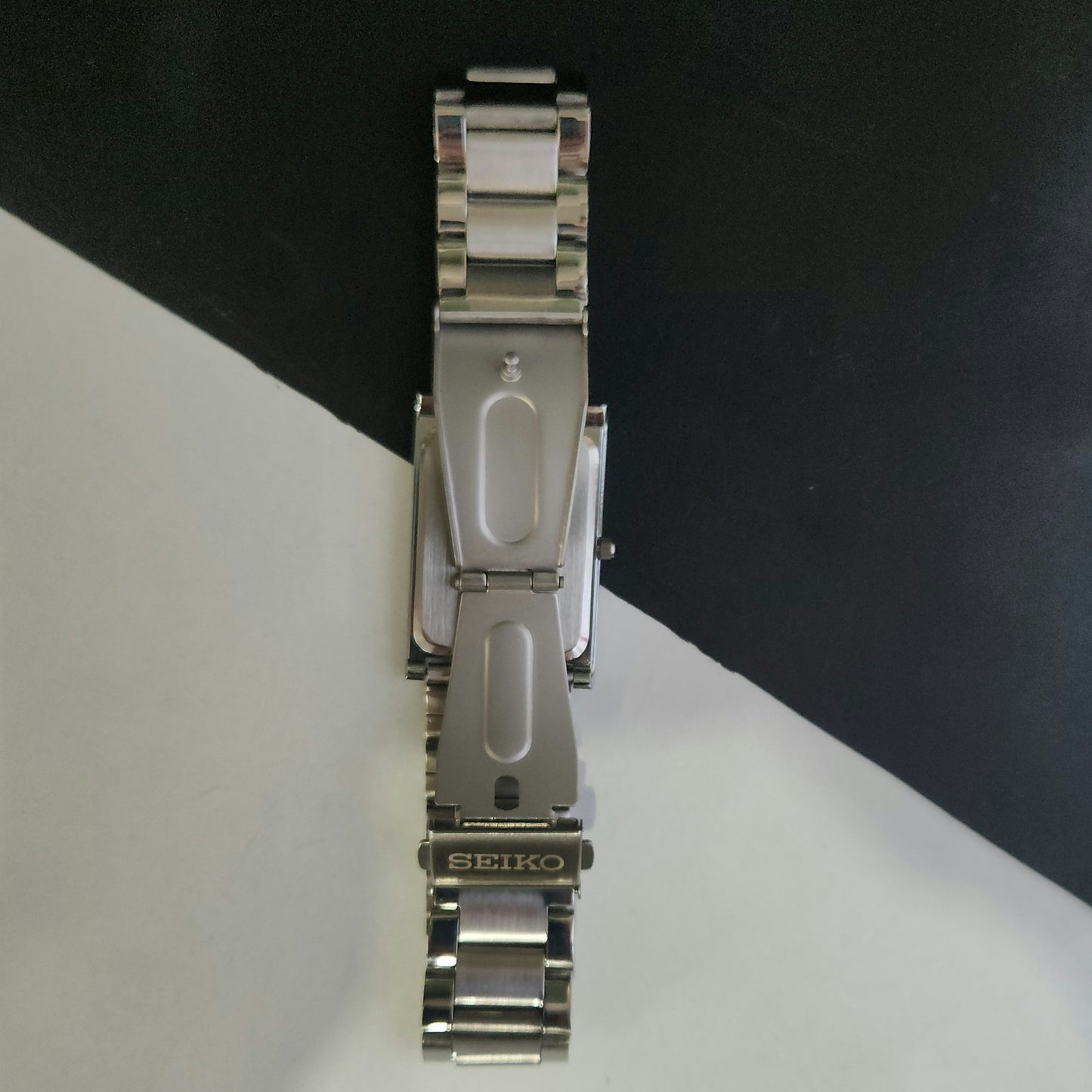 MOD Seiko Slim Rectangular Quartz Green Face Bracelet Men's Wrist Watch J97