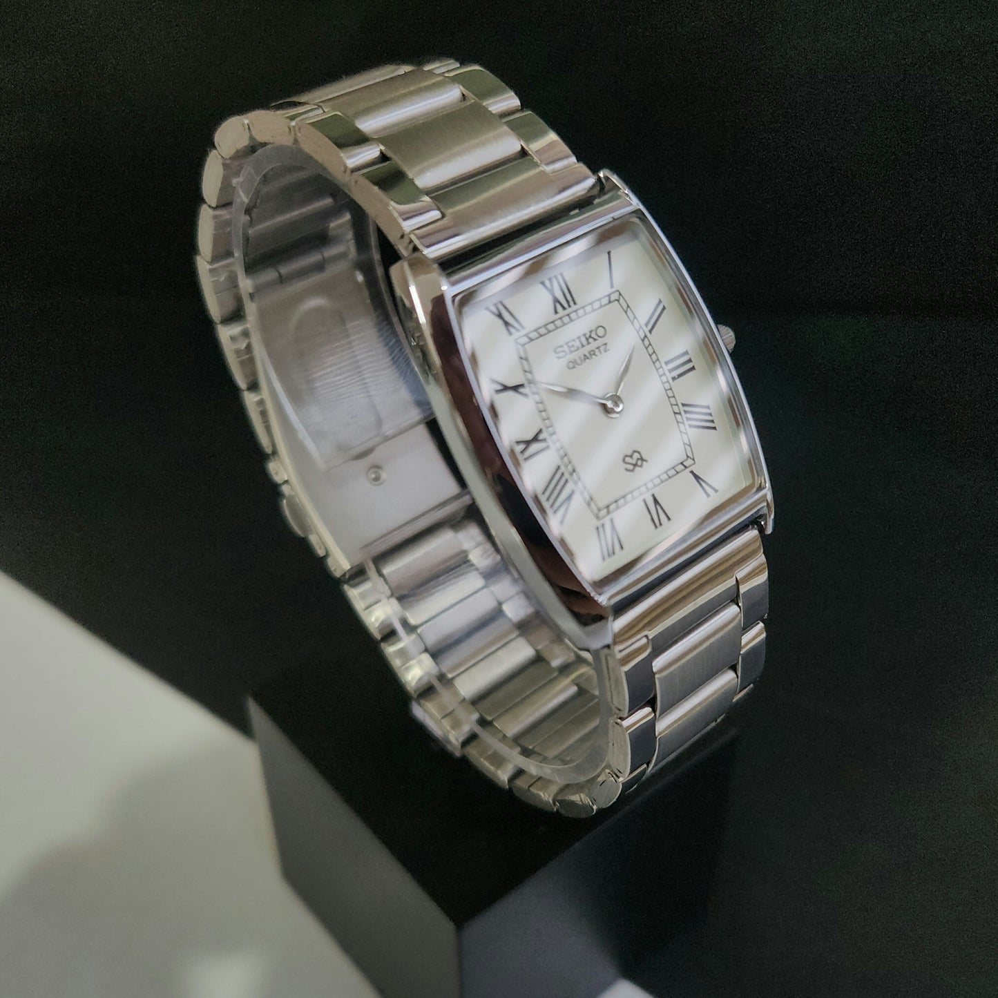 MOD Seiko Slim Barrel Quartz White Face Bracelet Men's Wrist Watch J96