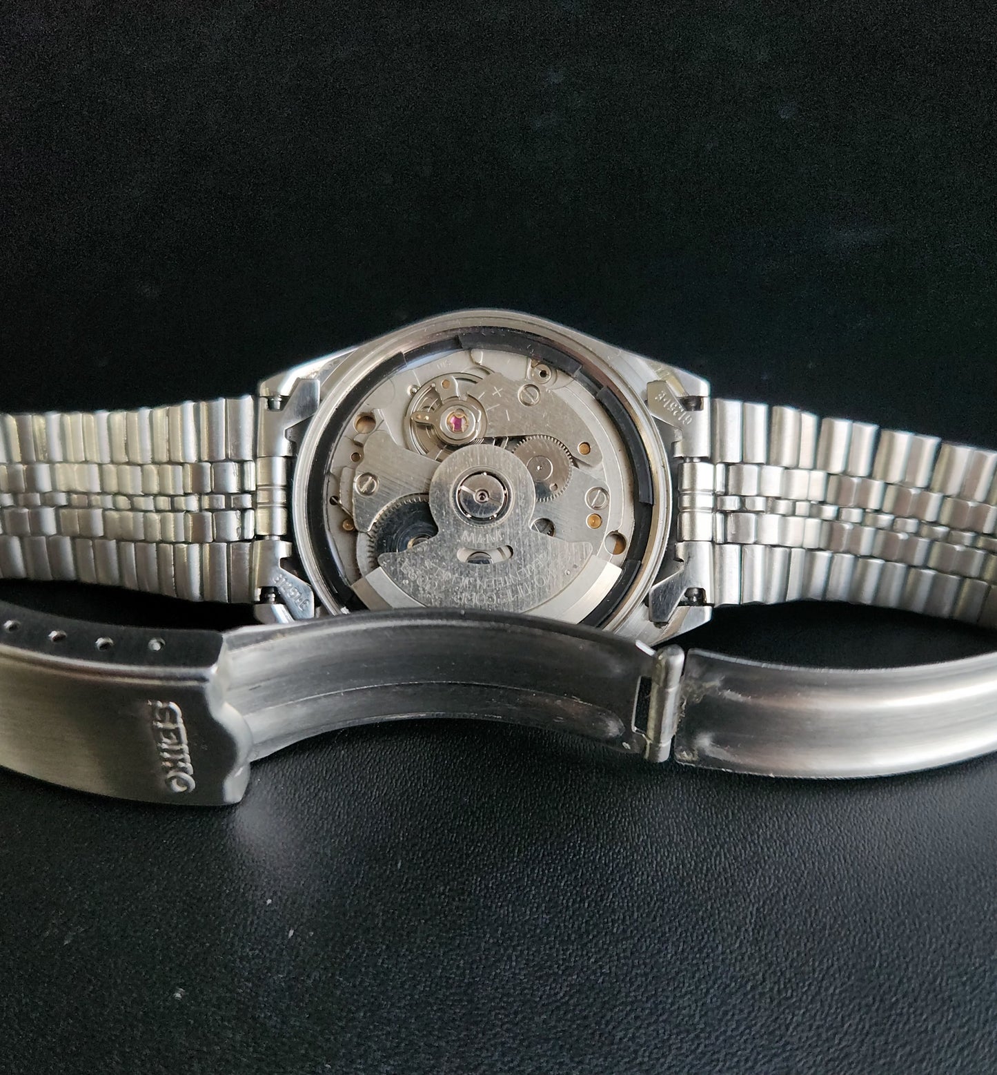 Vintage 1979 Original Seiko 5 Automatic 7009-6001 Grey Face 17 Jewels Day-Date Japanese Men's Wrist Watch S66