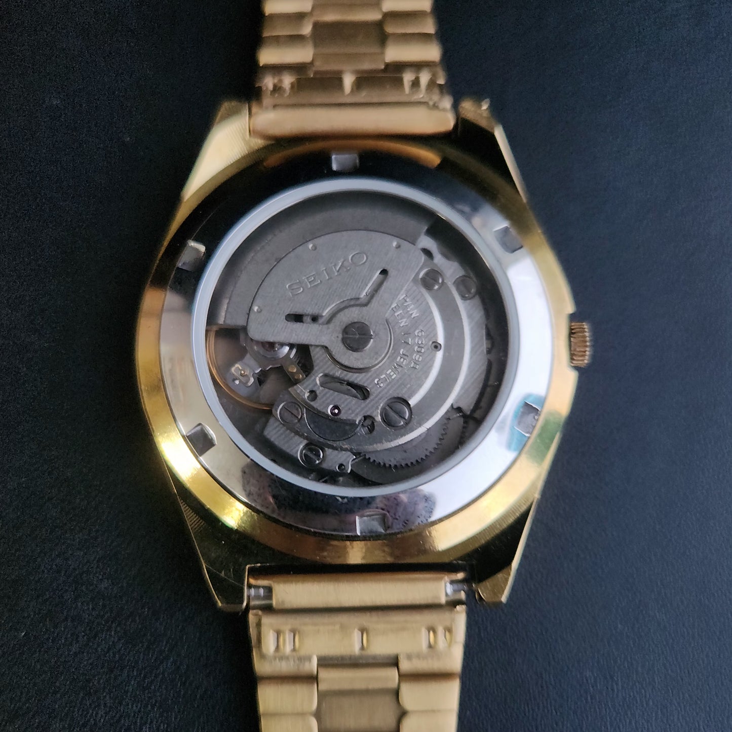 Vintage MOD Seiko 5 Gold Plated Automatic 17 Jewels Cal. 6309 Black Face Men's Wrist Watch S139