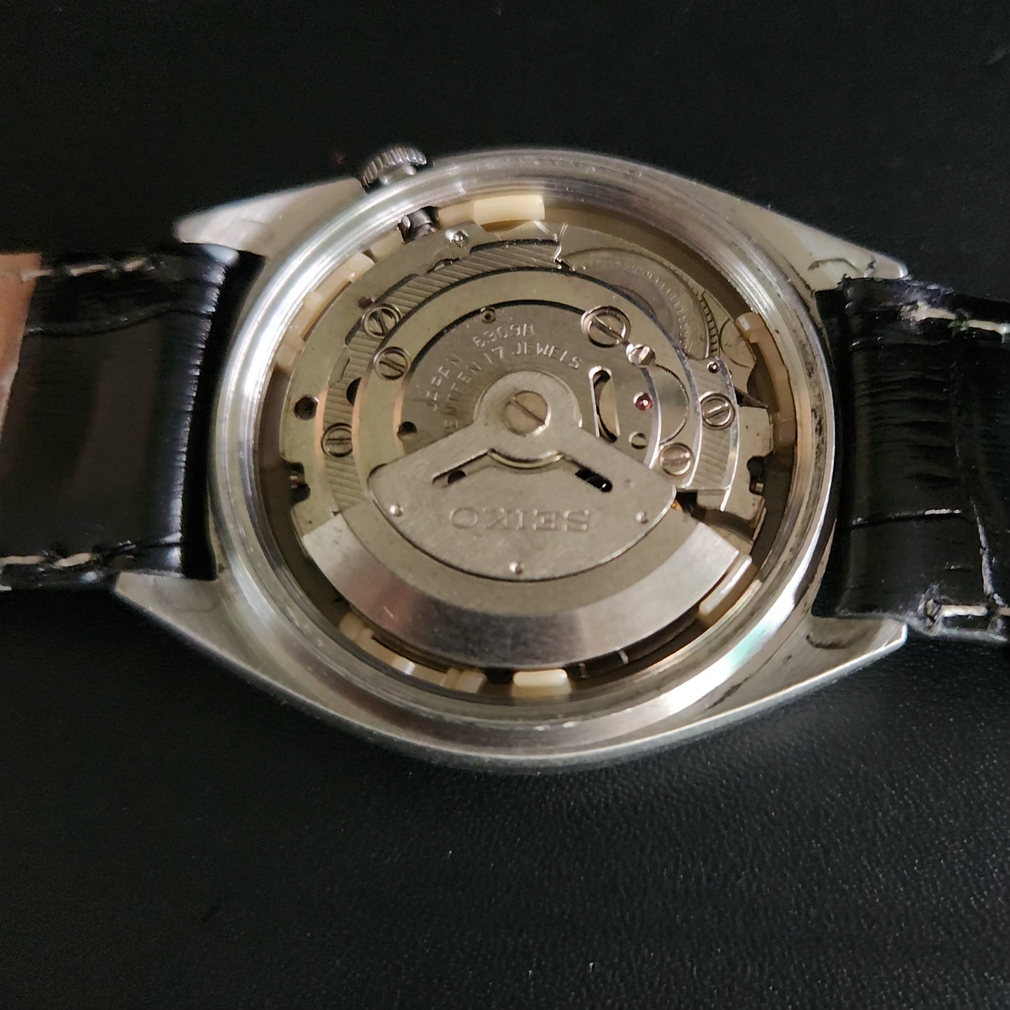 Vintage 1980 Original Seiko 5 Automatic 6349-8010 black face 21 Jewels Day-Date Japanese Men's Wrist Watch OG15