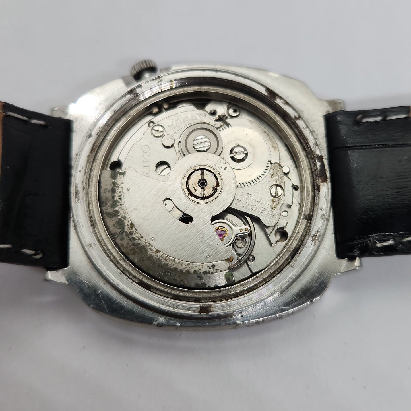 Vintage 1980 Original Seiko 5 Automatic 7009-520A Black face 17 Jewels Day-Date Japanese Men's Wrist Watch OG91