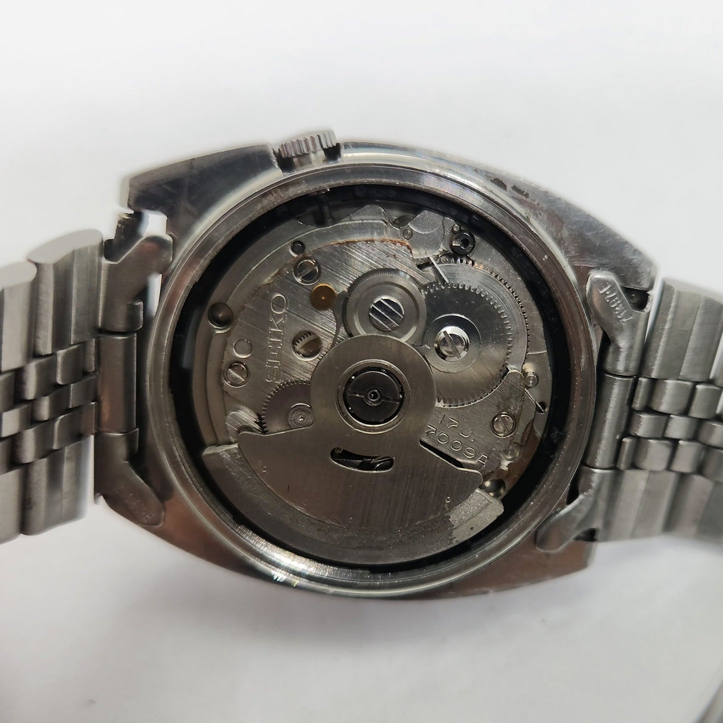 Vintage 1980 Original Seiko 5 Automatic 7009-207J Grey face 17 Jewels Day-Date Japanese Men's Wrist Watch OG114