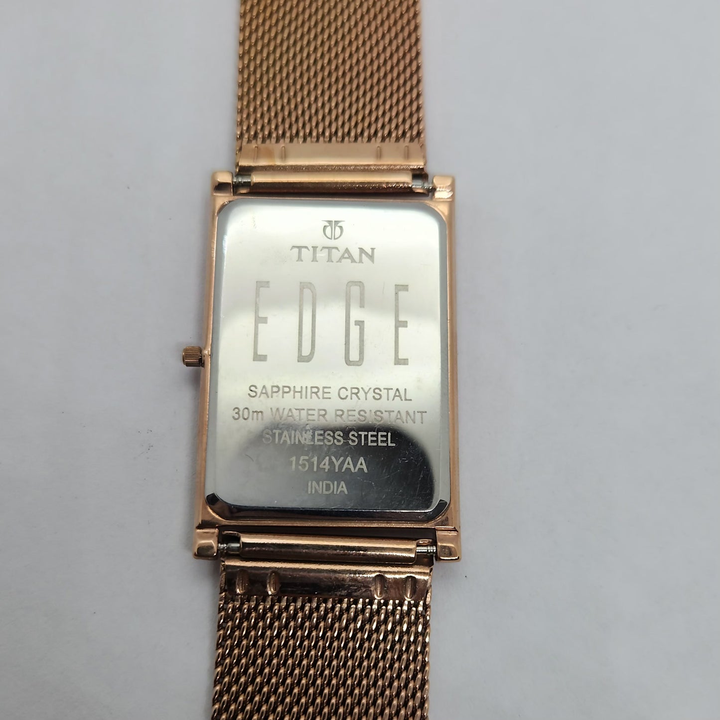 Original TITAN EDGE 1514YAA Peach Face 29MM Case Men's Wrist Watch OG158