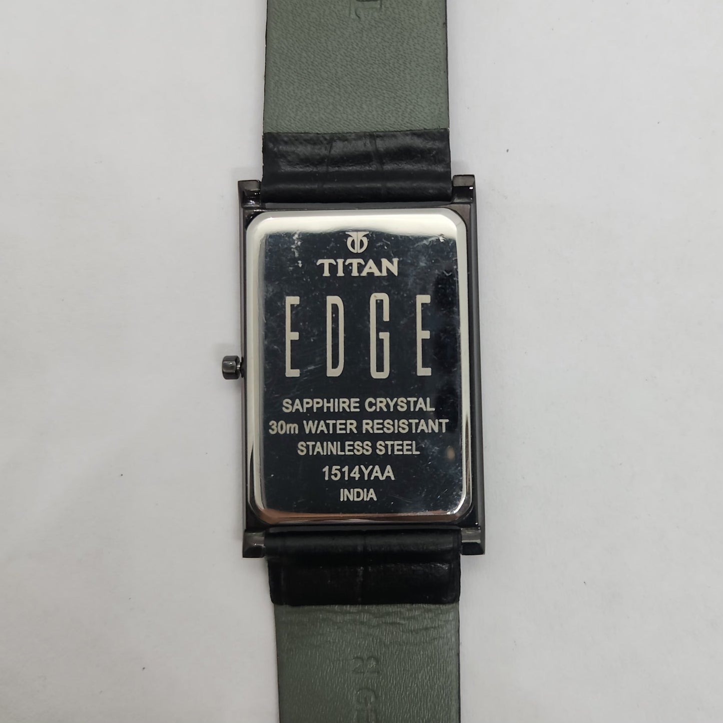 Original TITAN EDGE 1514YAA Rectangular Black Face 28MM Case Men's Watch OG160
