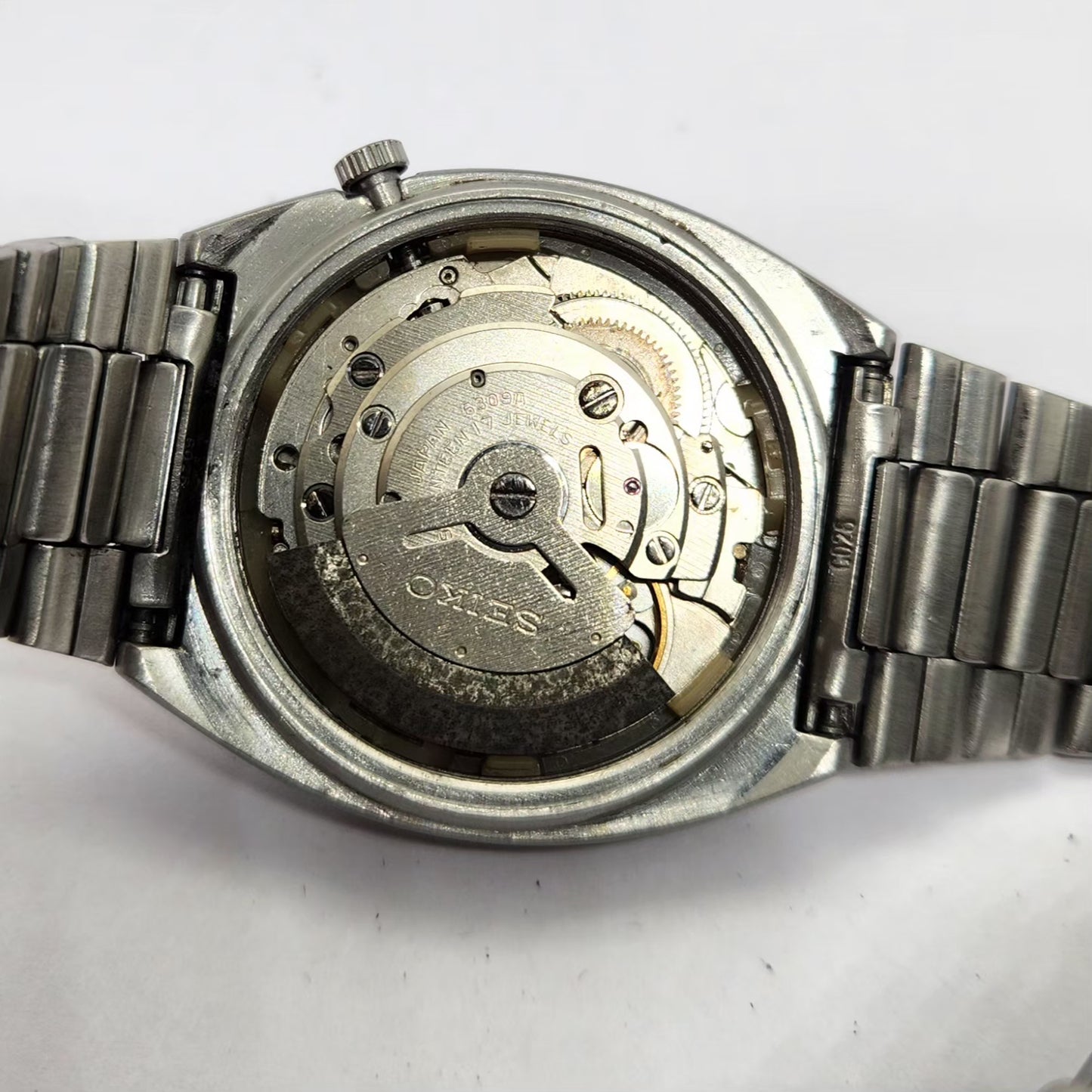 Vintage 1981 Original Seiko 5 Automatic 6309-523A White face 17 Jewels Day-Date Japanese Men's Wrist Watch OG214