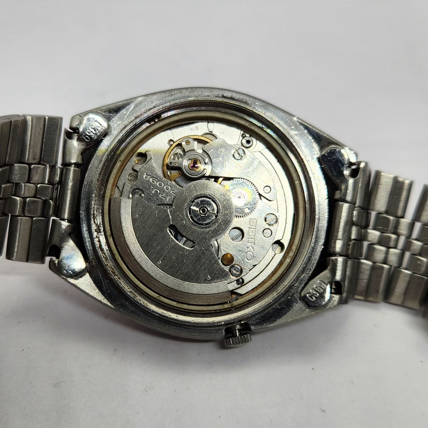 Vintage 1983 Original Seiko 5 Automatic 7009-3740 Salamon face 17 Jewels Day-Date Japanese Men's Wrist Watch OG217