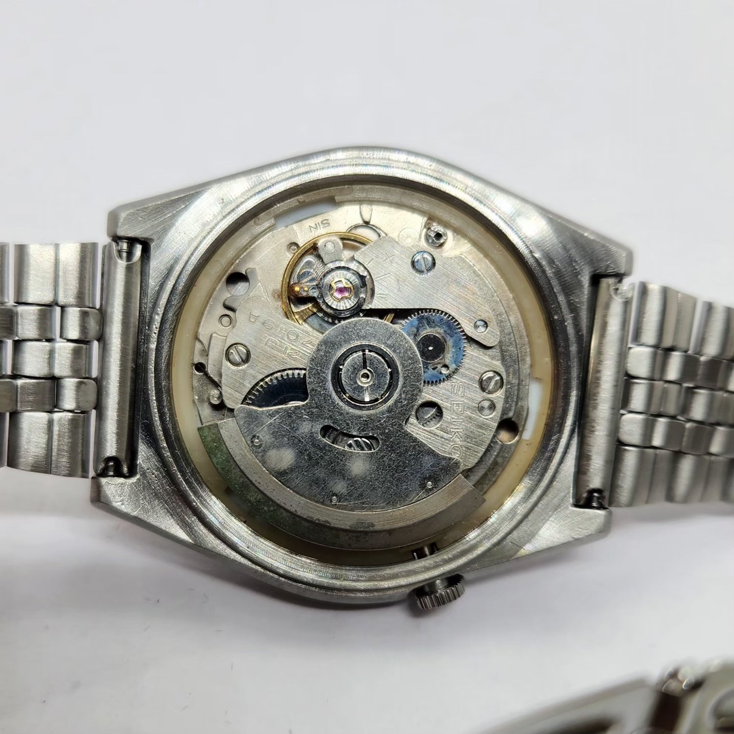 Vintage 1974 Original Seiko 5 Automatic 7019-8150 Silver face 17 Jewels Day-Date Japanese Men's Wrist Watch OG218