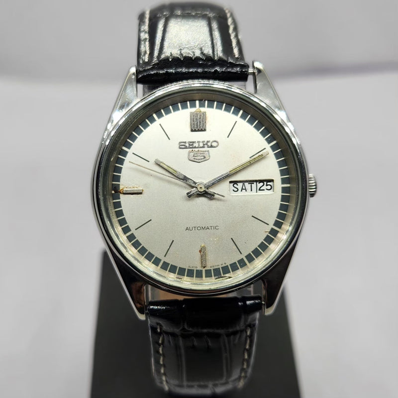 Vintage 1983 Original Seiko 5 Automatic 6309-8900 Silver Face 17 Jewels Day-Date Japanese Men's Wrist Watch OG318