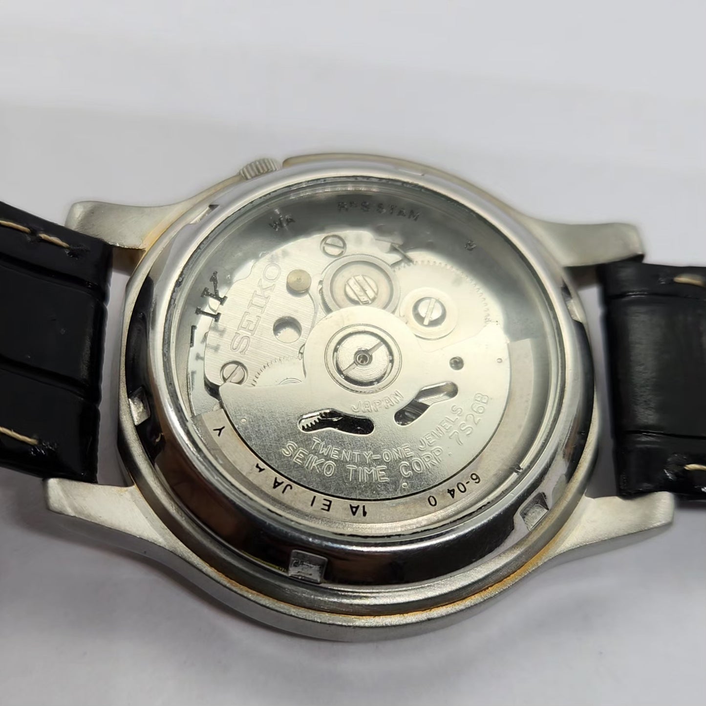 Vintage 1980 Original Seiko 5 Automatic 7S26 Gold Face 21 Jewels Day-Date Japanese Men's Wrist Watch OG322