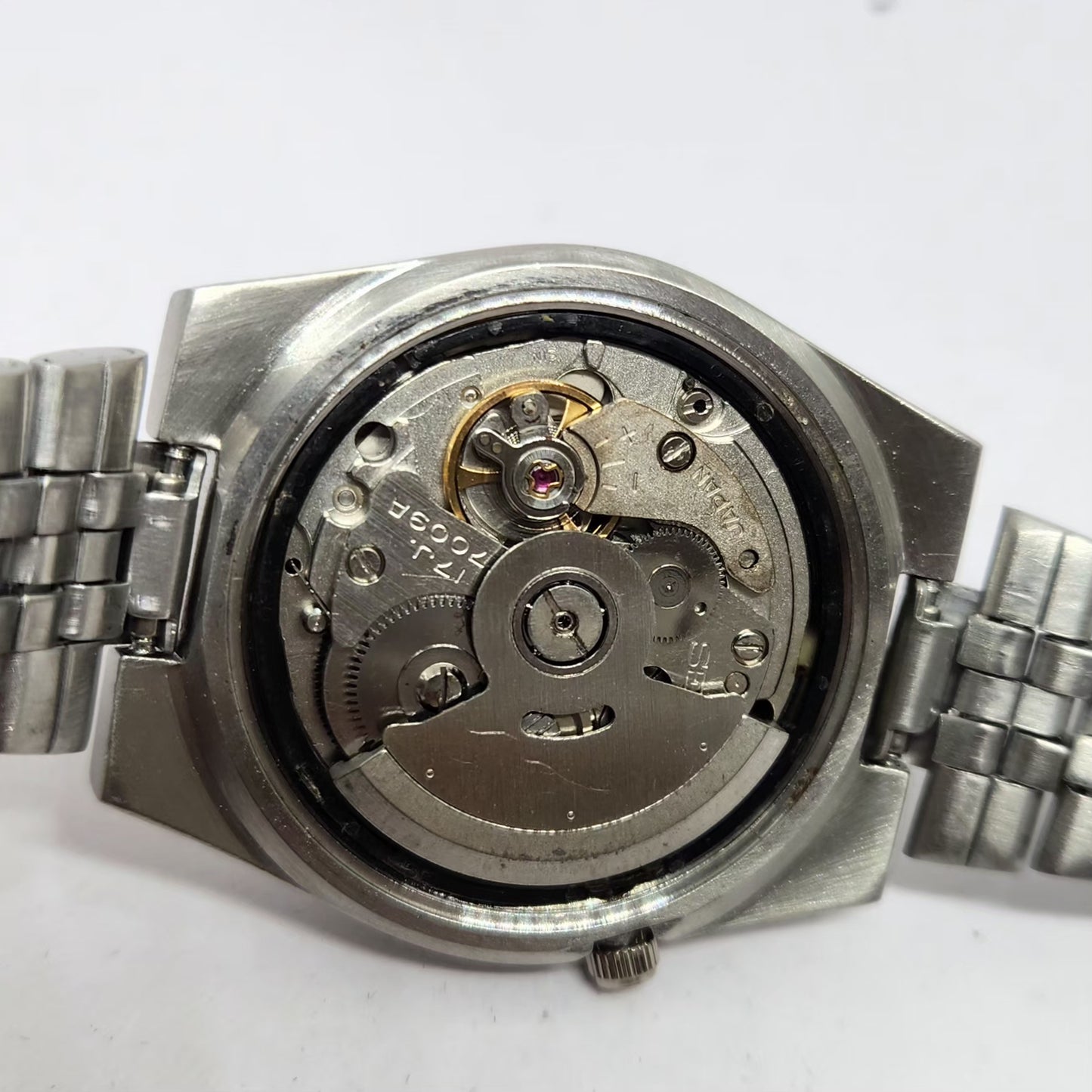 Vintage 1980 Original Seiko 5 Automatic 7009-3040 Cream Face 17 Jewels Day-Date Japanese Men's Wrist Watch OG340
