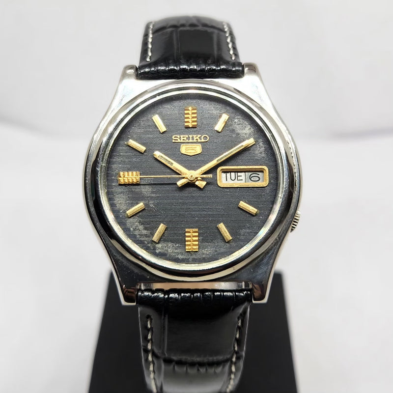Vintage 1981 Original Seiko 5 Automatic 7009-3171 black Face 21 Jewels Day-Date Japanese Men's Wrist Watch OG360