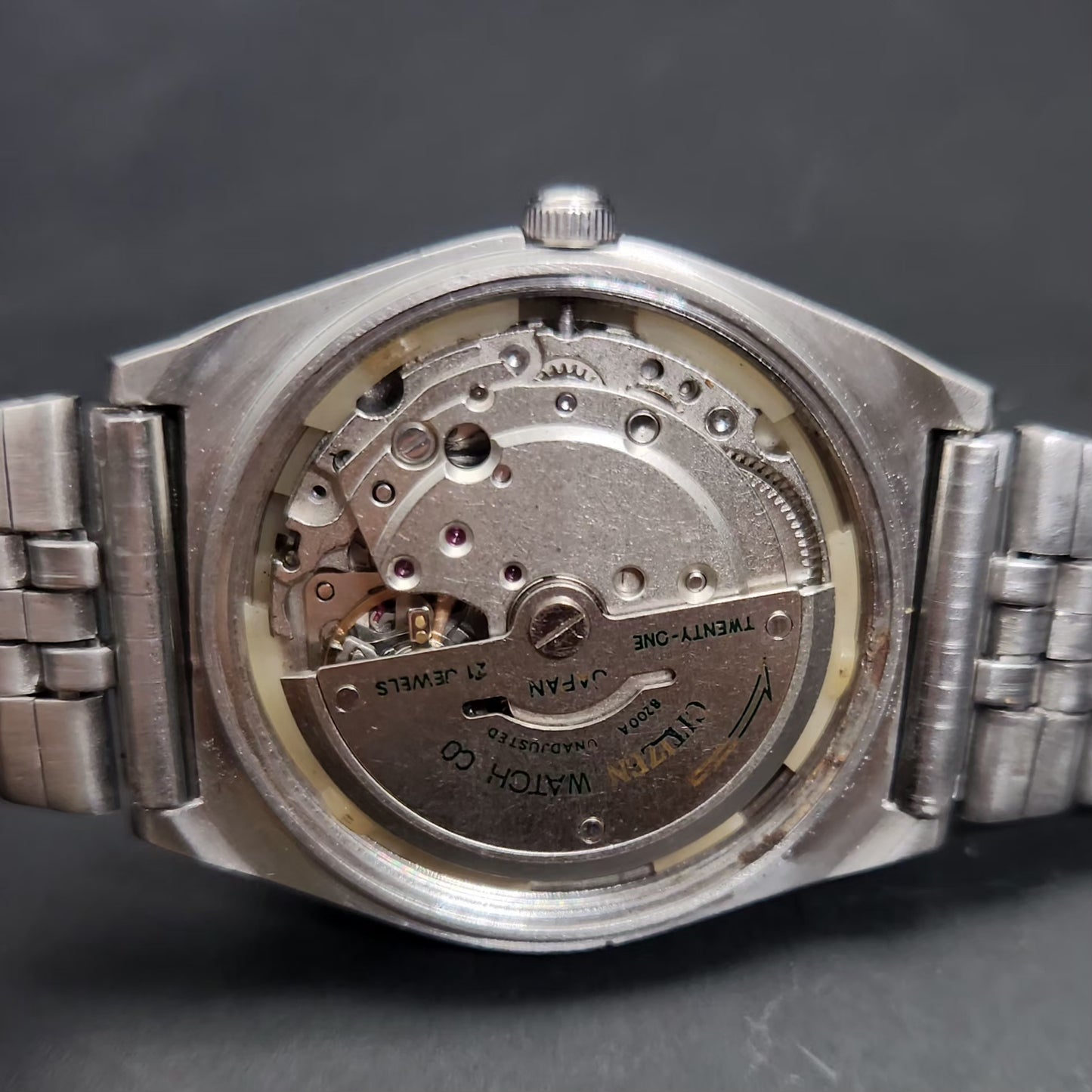 Vintage 1977 Original Citizen Automatic 8200 Gold Face 34MM case Day-Date Japanese Men's Wrist Watch CT114