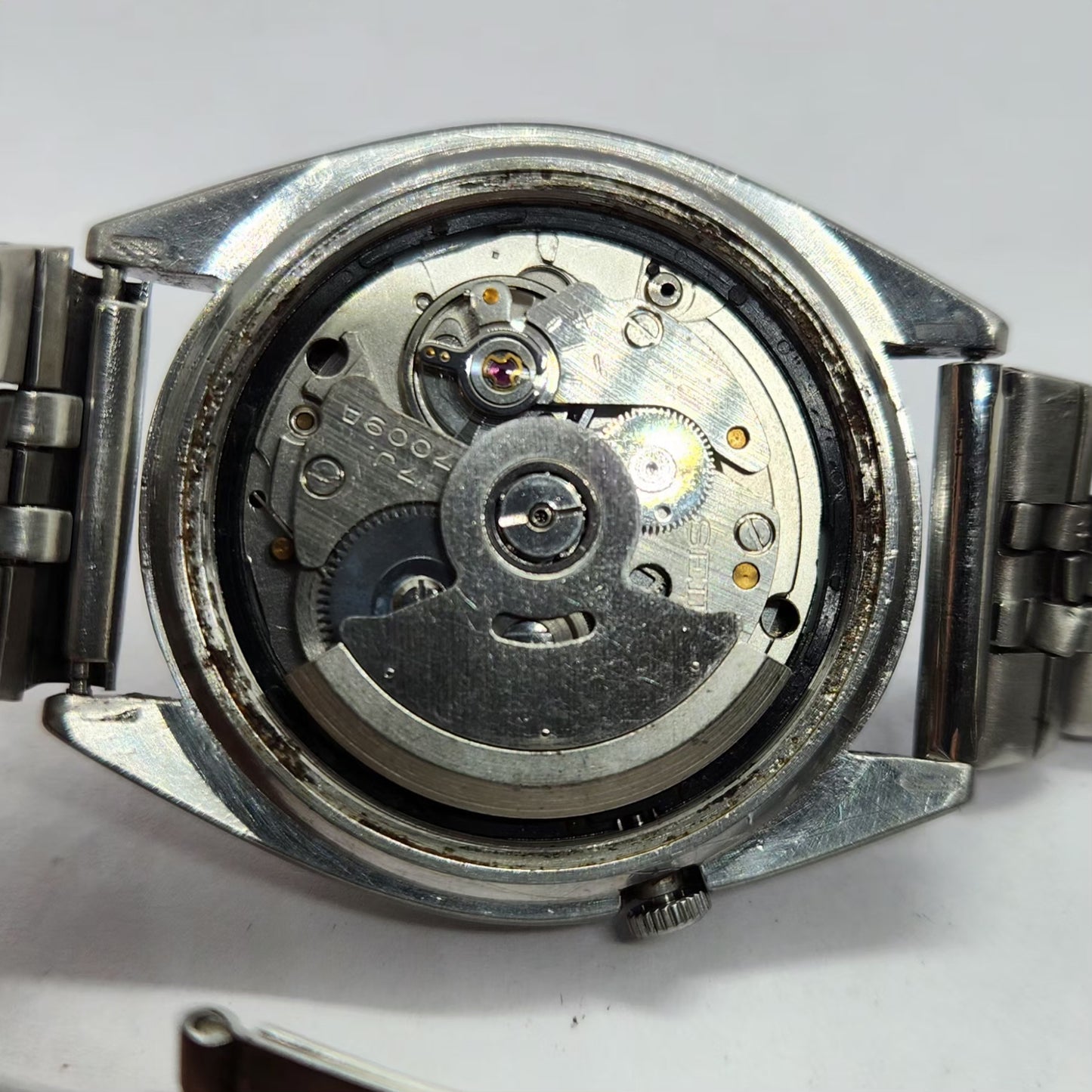 Vintage 1977 Original Seiko 5 Automatic 7009-3041 Black Face 17 Jewels Day-Date Japanese Men's Wrist Watch SA22