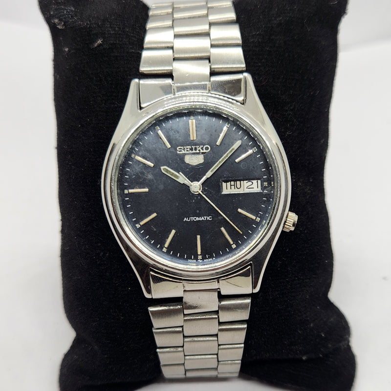 Vintage 1998 Original Seiko 5 Automatic 7s26-3100 Black Face 17 Jewels Day-Date Japanese Men's Wrist Watch SA33
