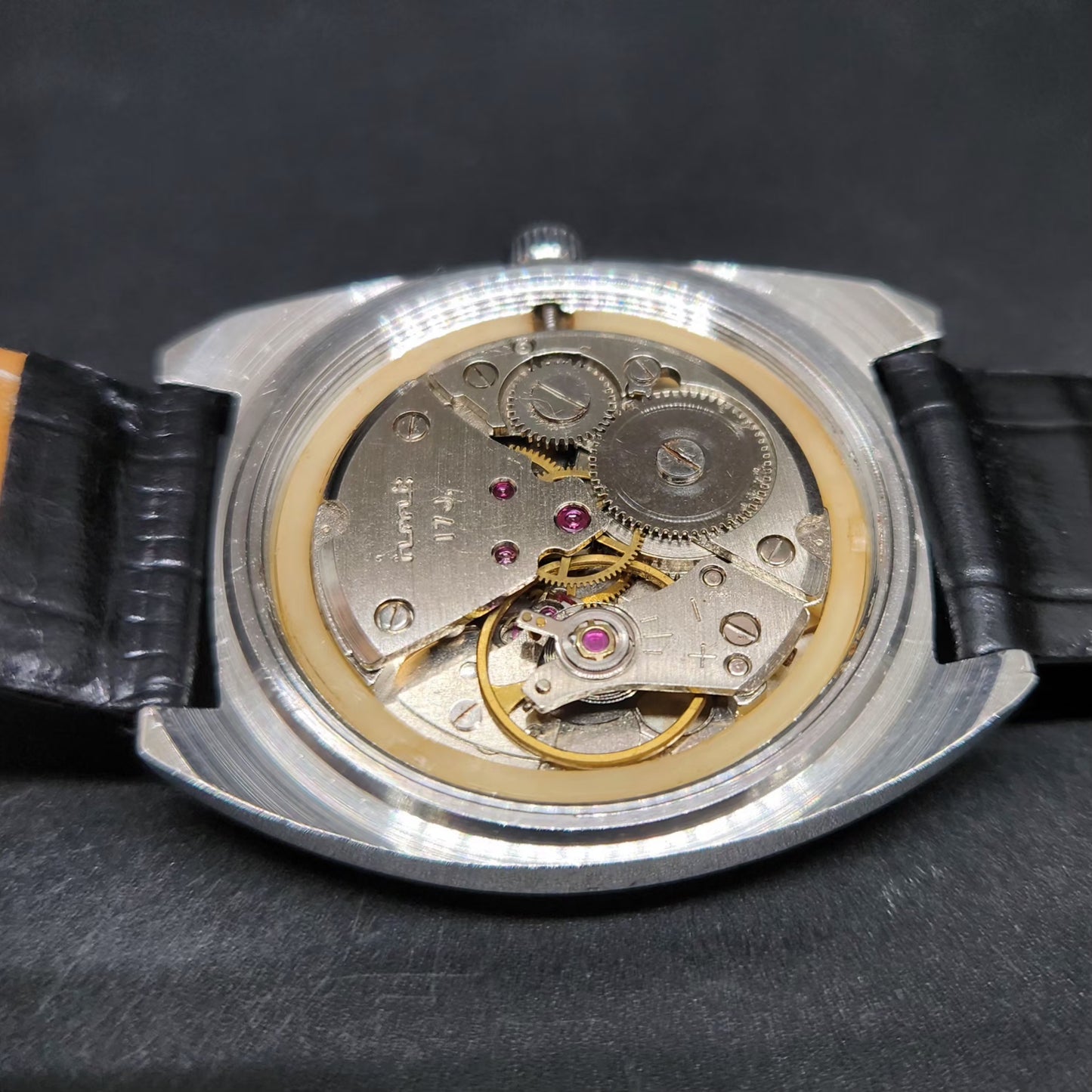 Vintage Original HMT Vijay Hand Winding 17 Jewels Silver Face Men's Wrist Watch HM135