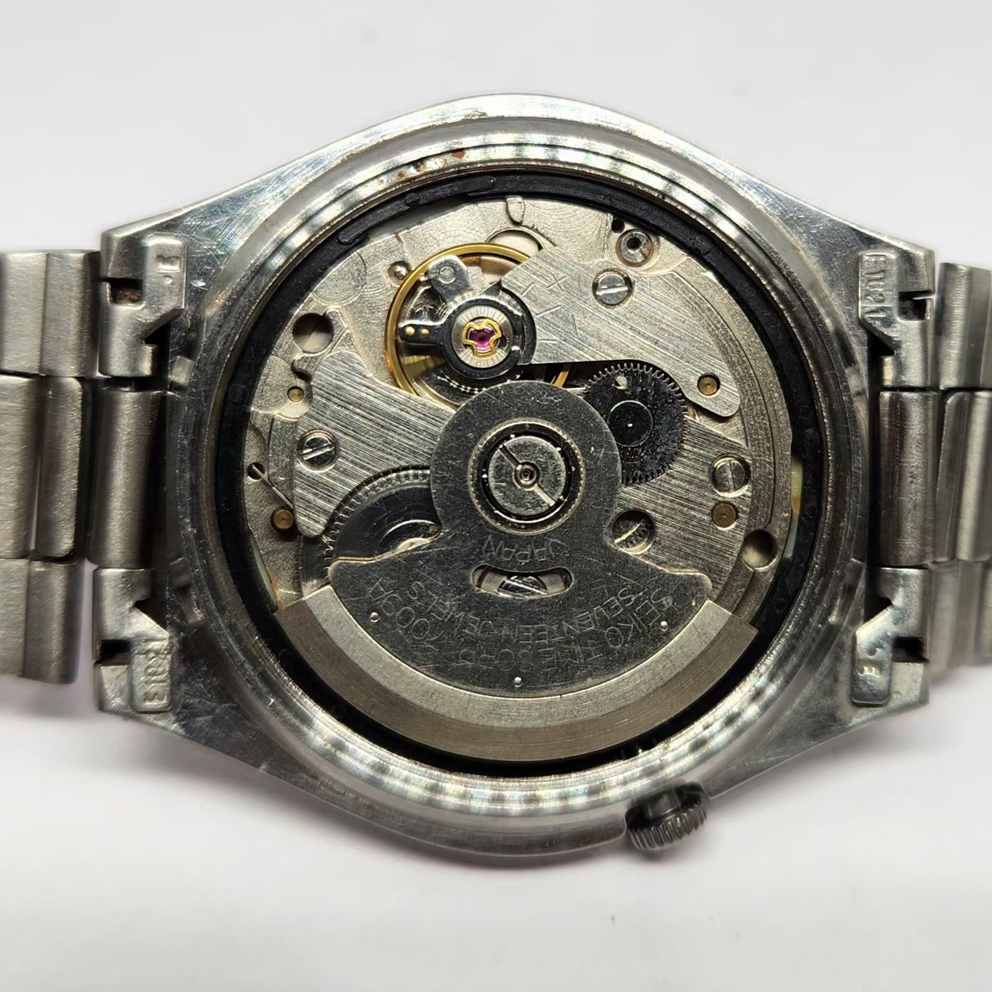 Vintage 1985 Original Seiko 5 Automatic 7009-3171 Grey Face 17 Jewels Day-Date Japanese Men's Wrist Watch SA70