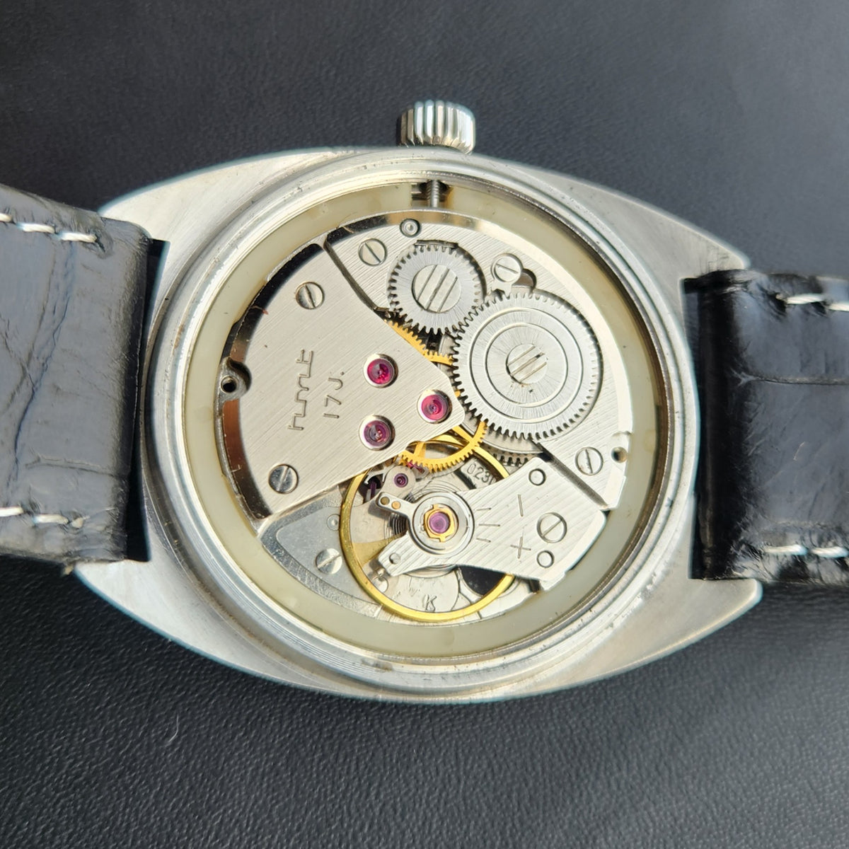 Vintage Original HMT Avinash Hand Winding 17 Jewels Blue Face Men's Wrist Watch HM187