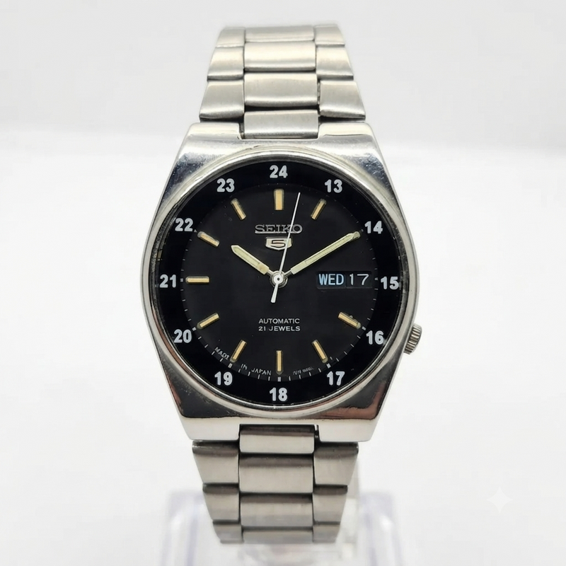 Vintage 1975 Original Seiko 5 Automatic 7019-8231 Black face 21 Jewels Day-Date Japanese Men's Wrist Watch OG279