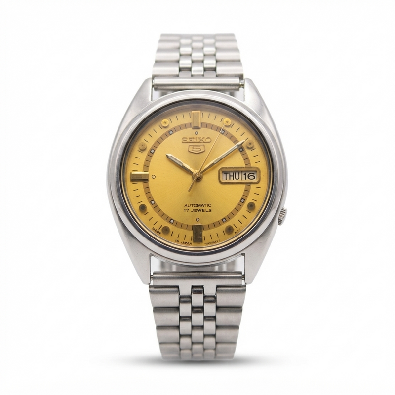 Vintage 1983 Original Seiko 5 Automatic 7009-8740 Gold Face 17 Jewels Day-Date Japanese Men's Wrist Watch SK12