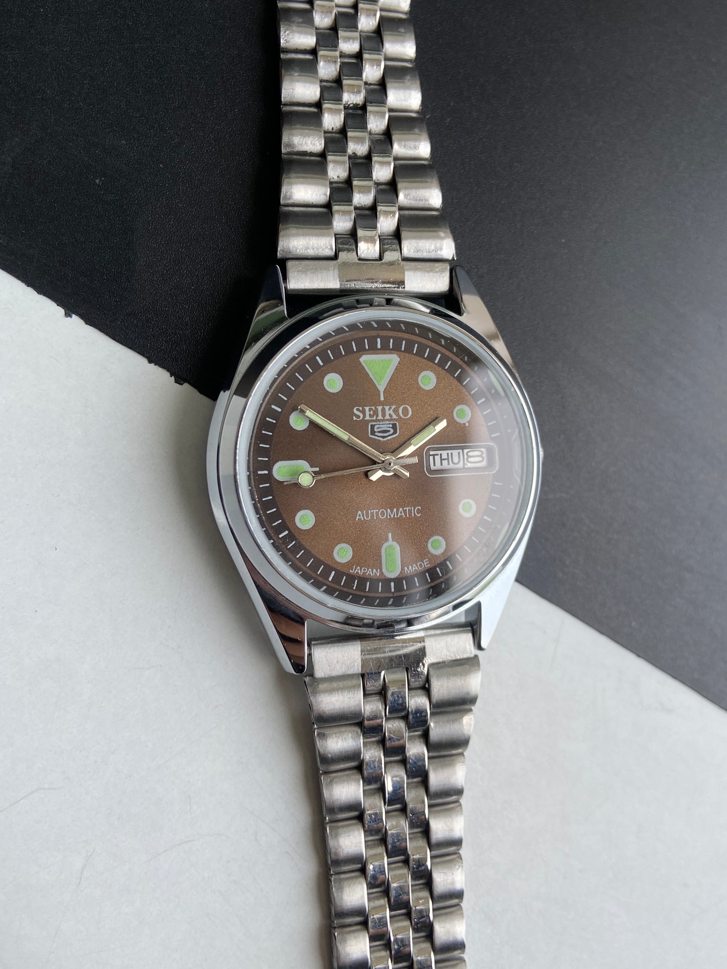 Vintage Mod Seiko 5 Automatic 6309A 17 Jewels Japan Men's Day-Date Brown Face Wrist Watch E50