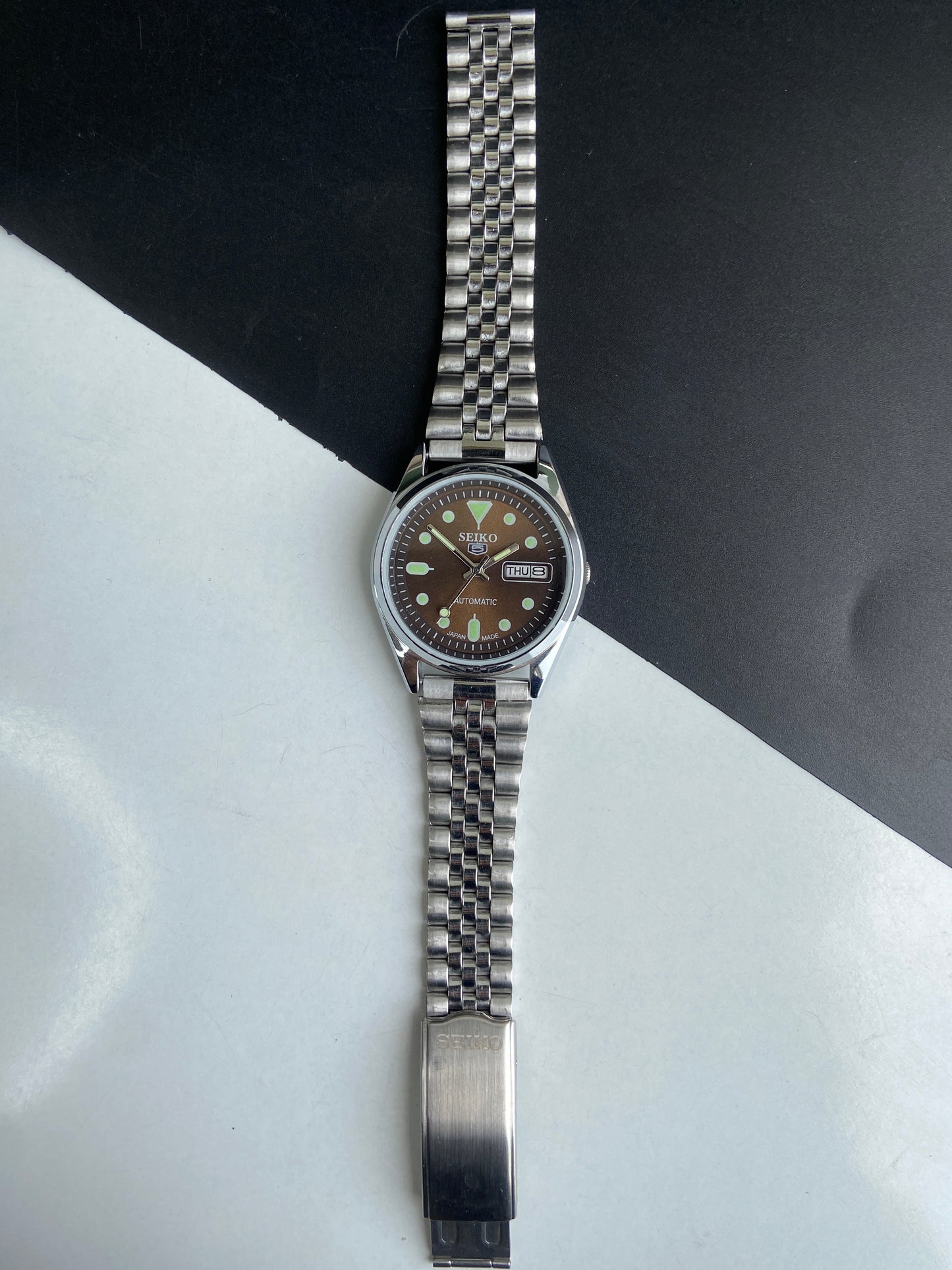 Vintage Mod Seiko 5 Automatic 6309A 17 Jewels Japan Men's Day-Date Brown Face Wrist Watch E50