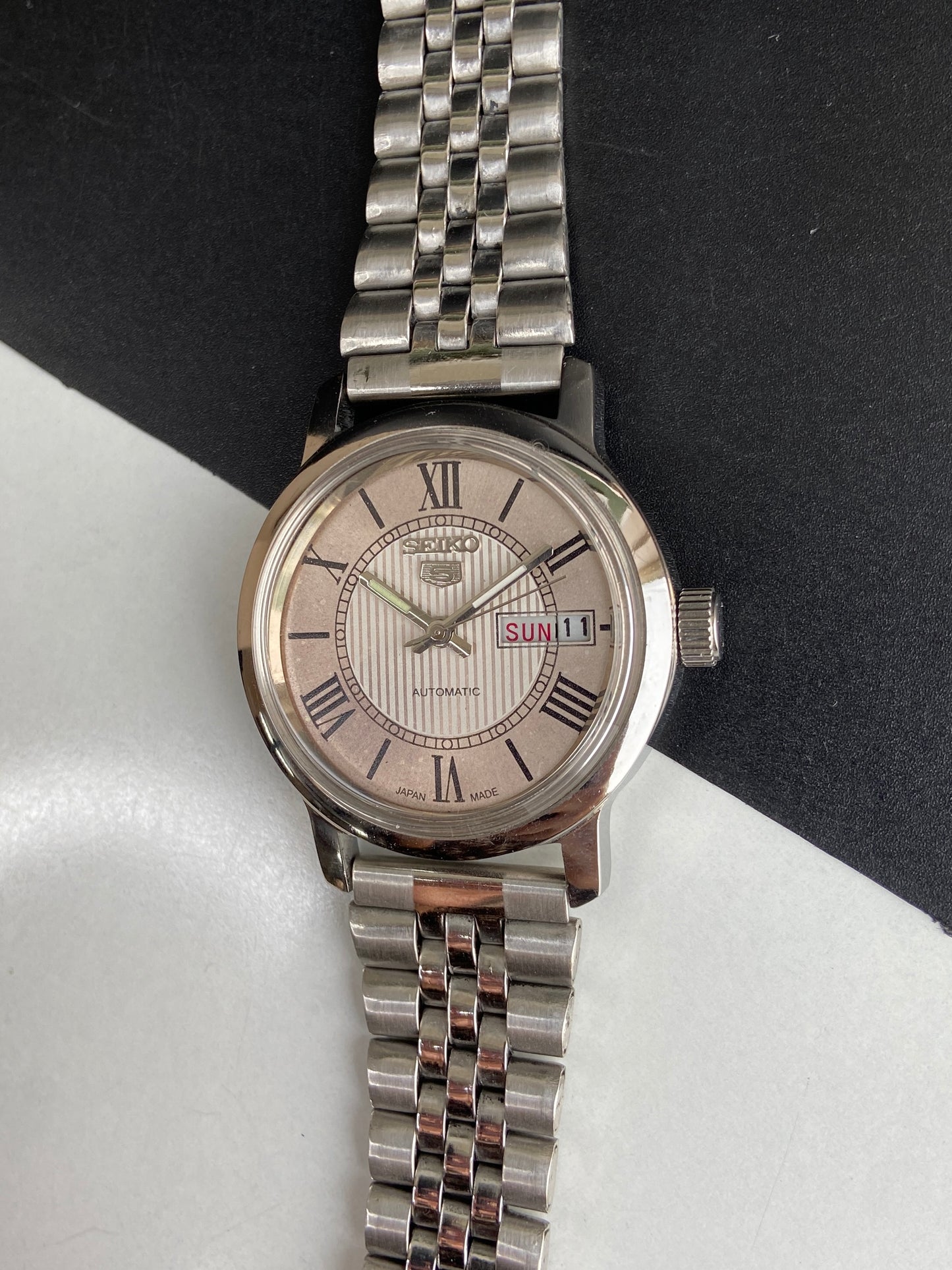 Vintage Mod Seiko 5 Automatic 6309A 17 Jewels Japan Men's Day-Date Silver Face Wrist Watch E71