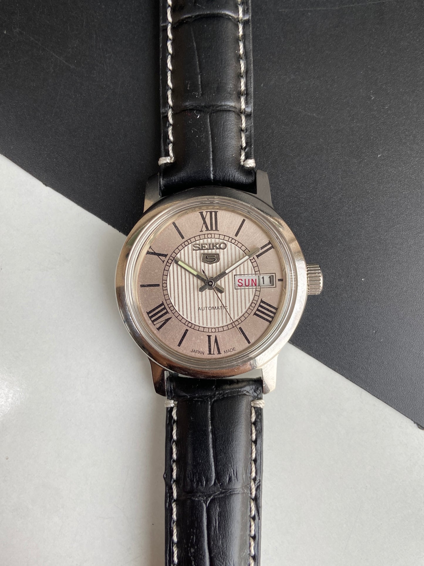 Vintage Mod Seiko 5 Automatic 6309A 17 Jewels Japan Men's Day-Date Silver Face Wrist Watch E71
