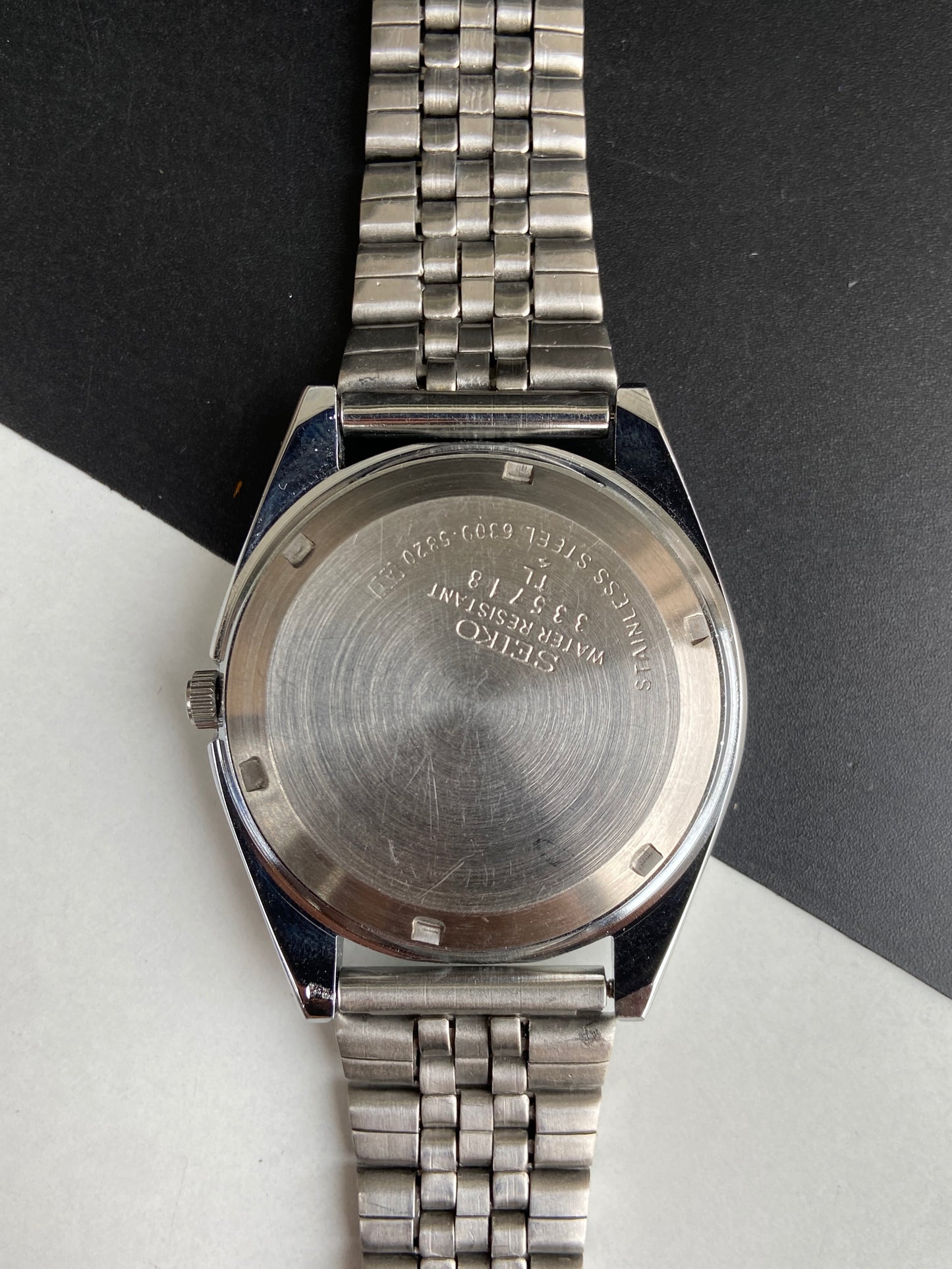 Vintage Mod Seiko 5 Automatic 6309A 17 Jewels Japan Men's Day-Date Red Face Wrist Watch E72