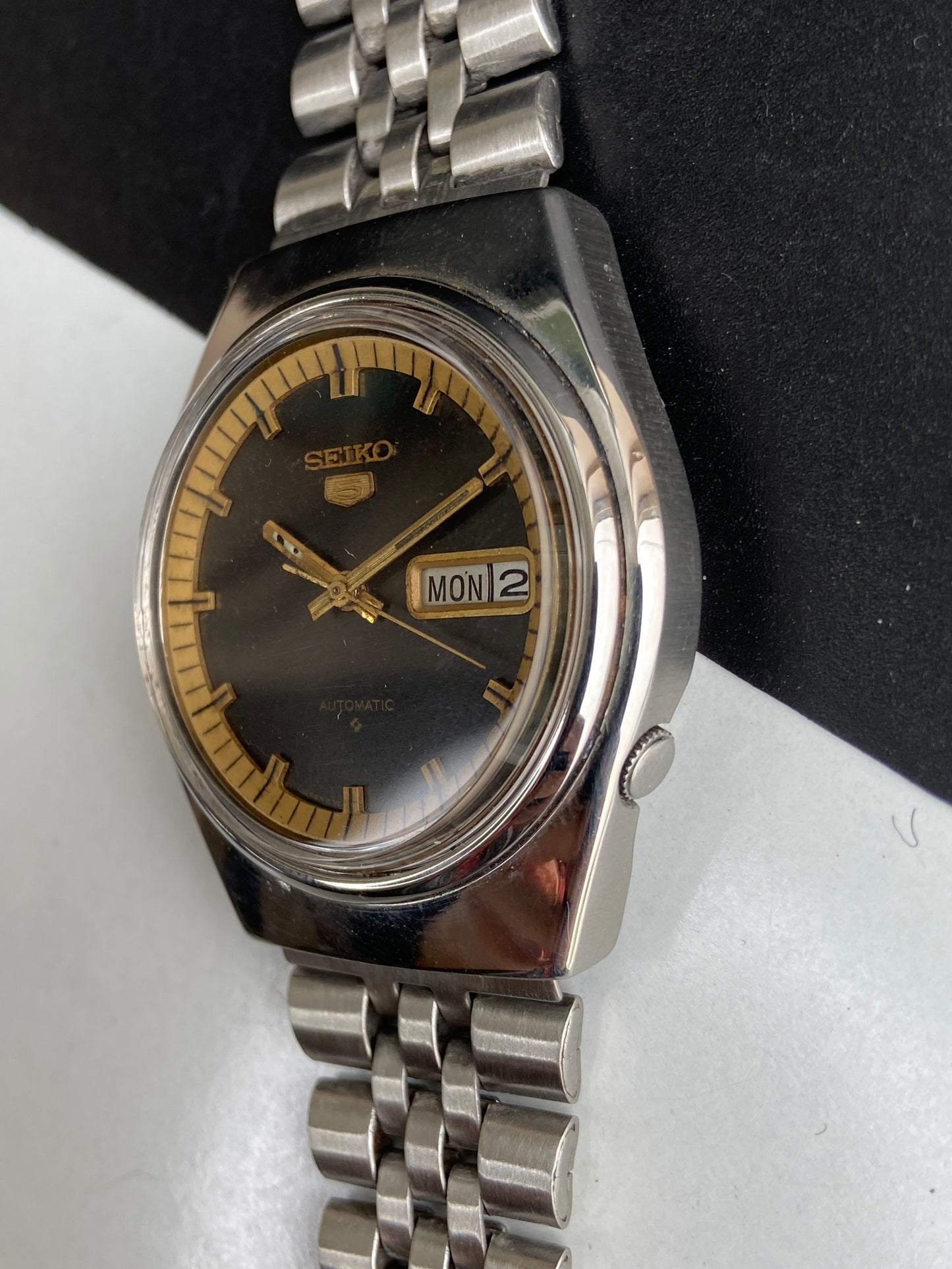 Vintage 1979 Original Seiko 5 Automatic 6309-8500 Black Face Day-Date Japanese Men's Wrist Watch E78