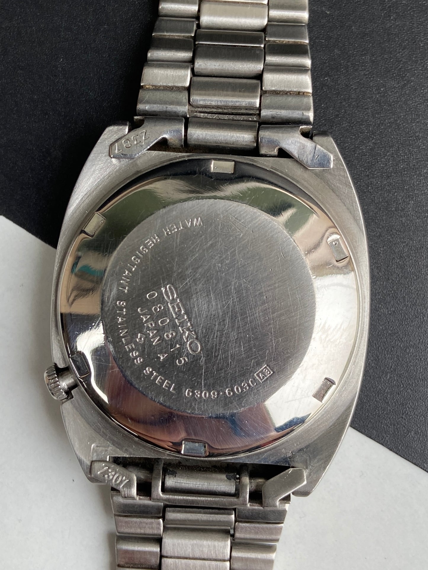 Vintage 1980 Original Seiko 5 Automatic 6309-603C Black Face Day-Date Japanese Men's Wrist Watch E79