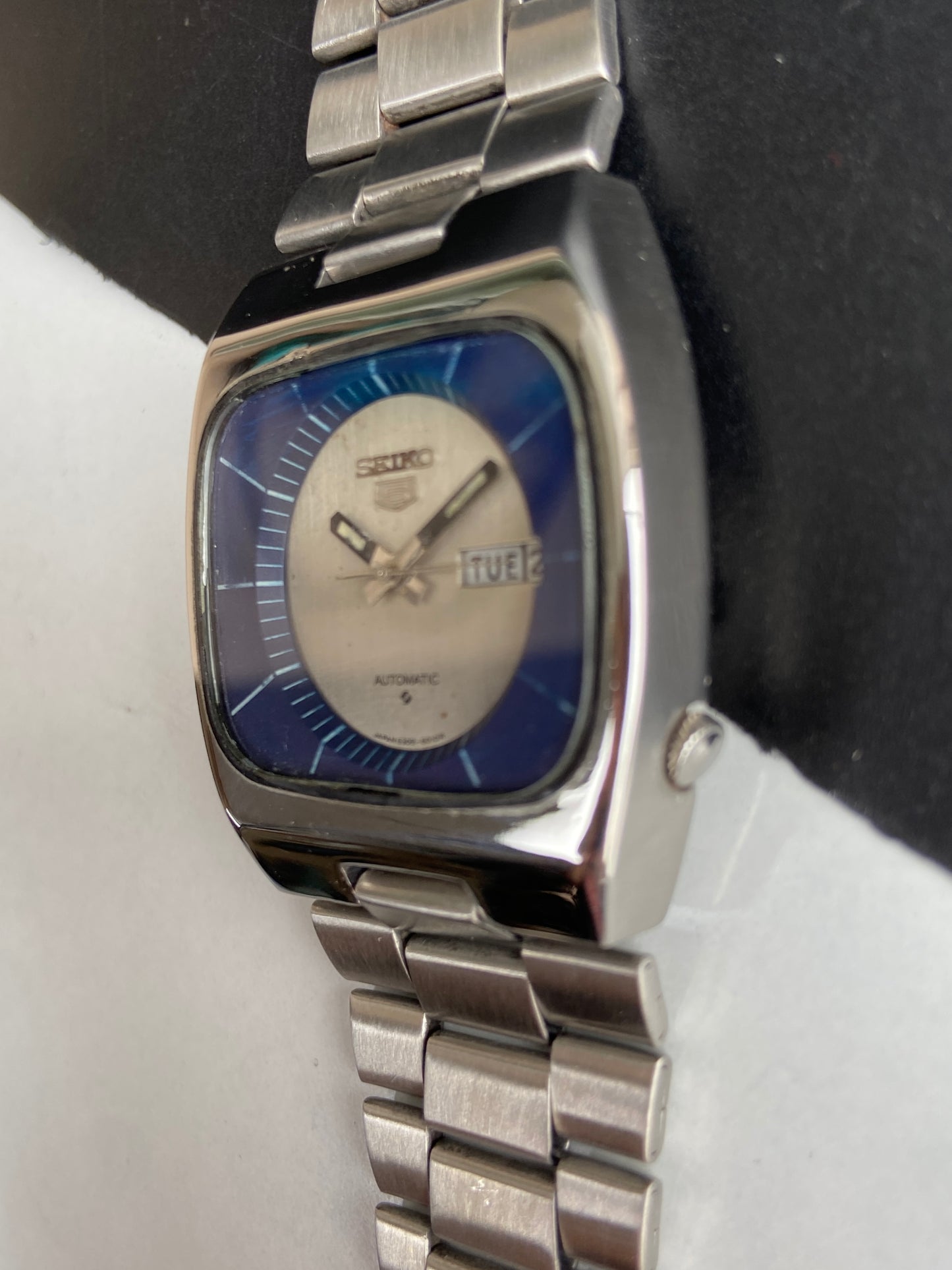 Vintage 1988 Original Seiko 5 Automatic 6309-601A Silver Face 17 Jewels Day-Date Japanese Men's Wrist Watch E84