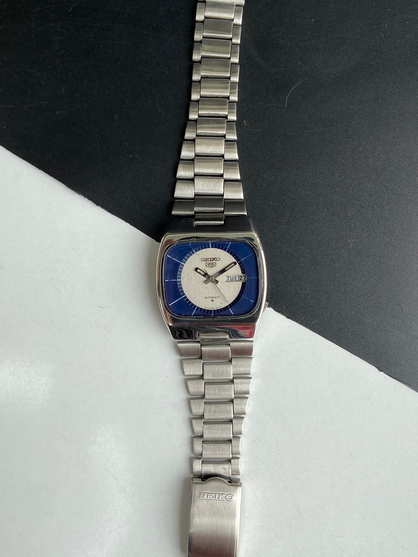 Vintage 1988 Original Seiko 5 Automatic 6309-601A Silver Face 17 Jewels Day-Date Japanese Men's Wrist Watch E84