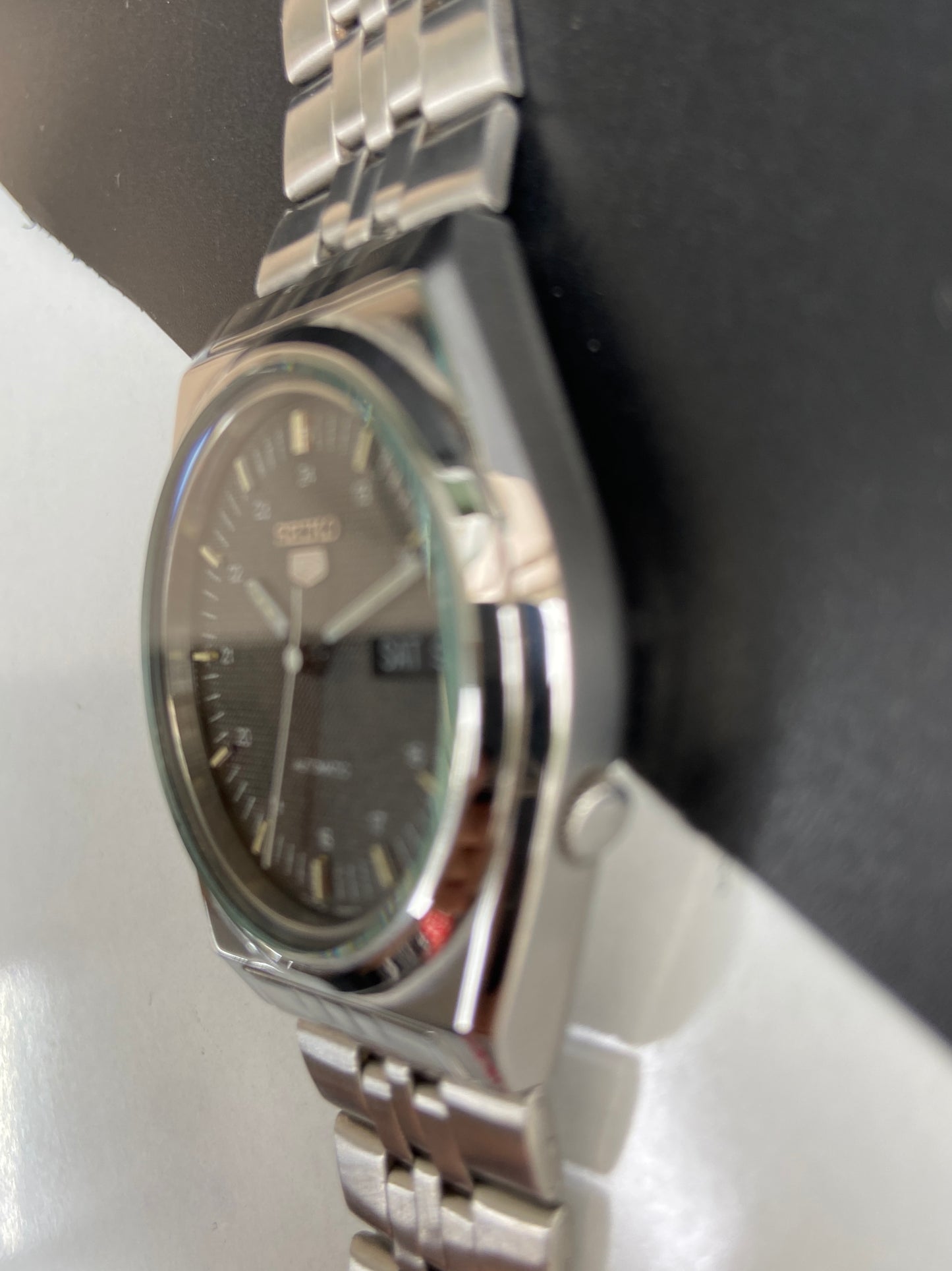 Vintage 1982 Original Seiko 5 Automatic 7009-876A Black Face 17 Jewels Day-Date Japanese Men's Wrist Watch E91