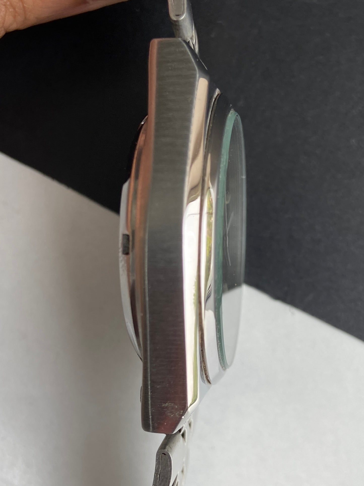 Vintage 1982 Original Seiko 5 Automatic 7009-876A Black Face 17 Jewels Day-Date Japanese Men's Wrist Watch E91