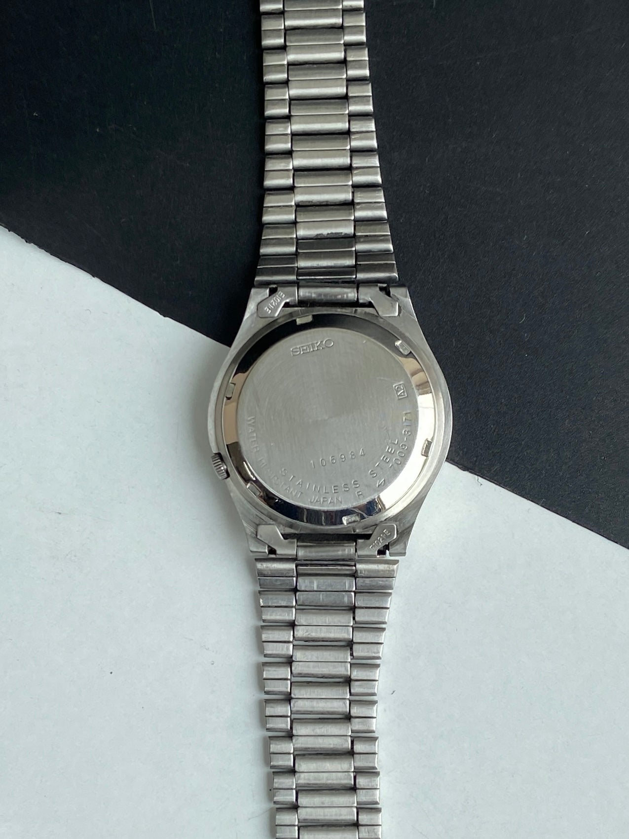 Vintage 1981 Original Seiko 5 Automatic 7009-3171 Golden Face 17 Jewels Day-Date Japanese Men's Wrist Watch E96