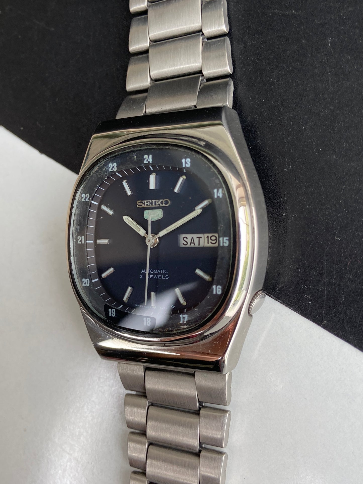 Vintage 1979 Original Seiko 5 Automatic 6319-6020 Black Face 21 Jewels Day-Date Japanese Men's Wrist Watch E98