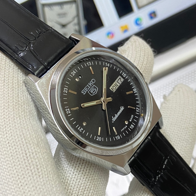 Vintage MOD Seiko 5 Automatic17Jewels Cal. 6309 Black Face Black Band Men's Wrist Watch SB24