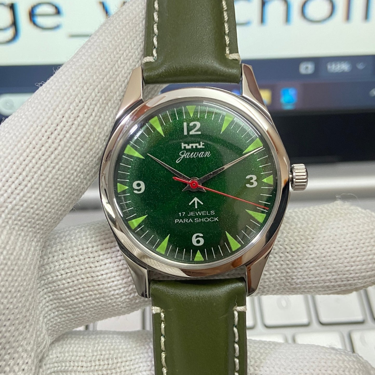 Vintage HMT Jawan Hand Winding 17 Jewels Green Face Green Band Men's Wrist Watch B11
