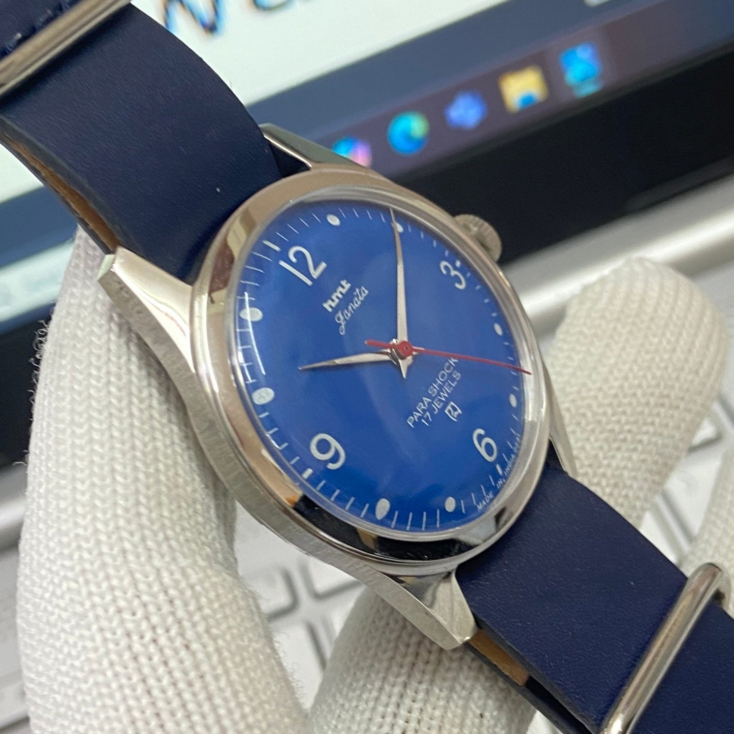 Vintage HMT Janata Hand Winding 17 Jewels Blue Face Blue Nato Band Men's Wrist Watch B30