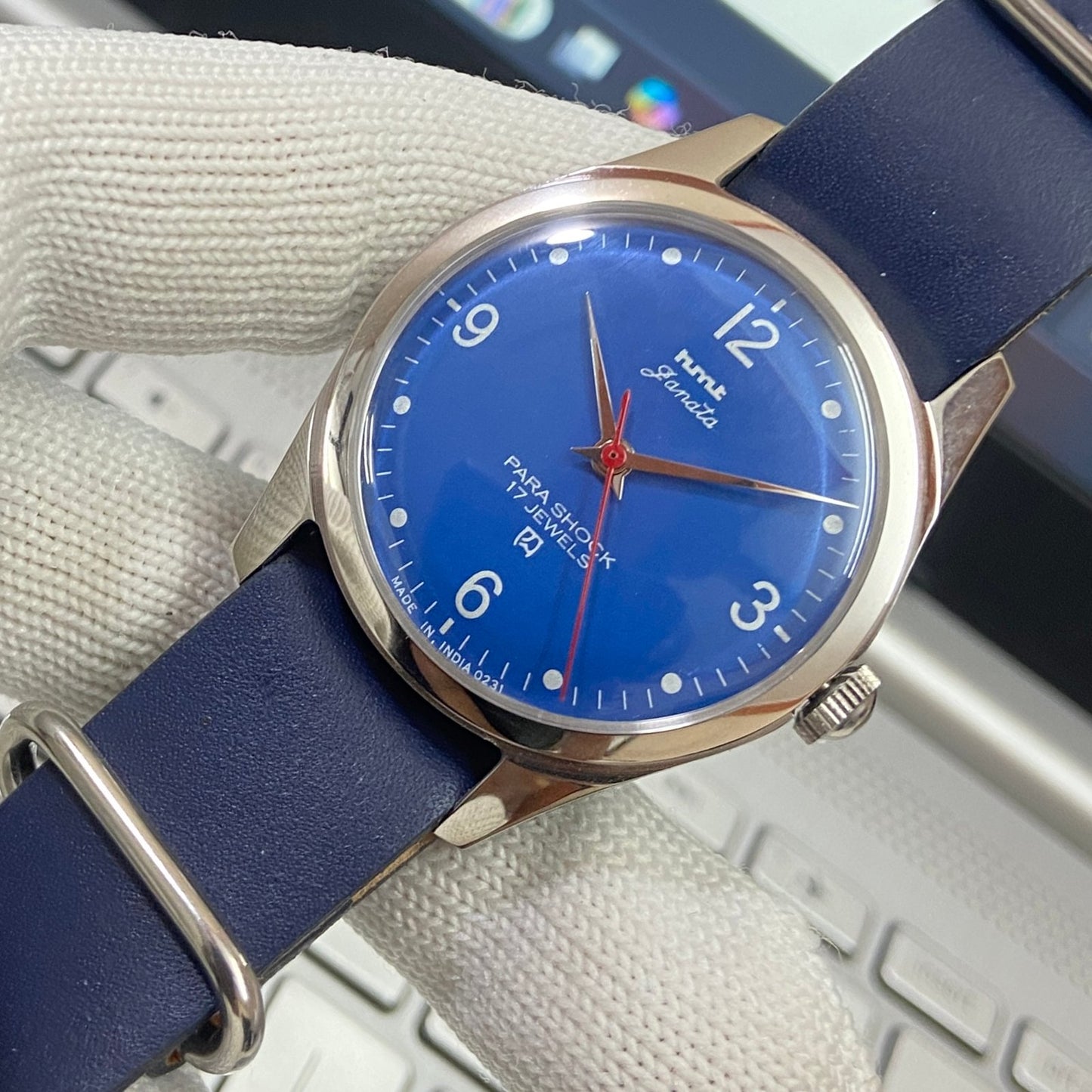 Vintage HMT Janata Hand Winding 17 Jewels Blue Face Blue Nato Band Men's Wrist Watch B30