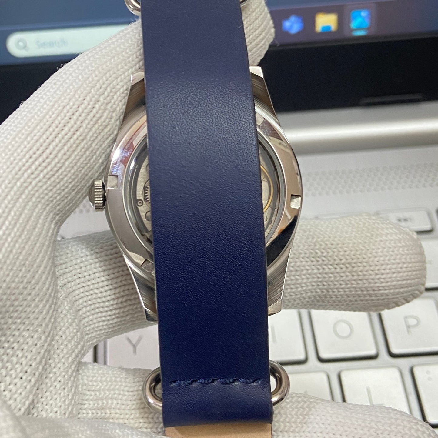 Vintage HMT Janata Hand Winding 17 Jewels Blue Face Blue Nato Band Men's Wrist Watch B30