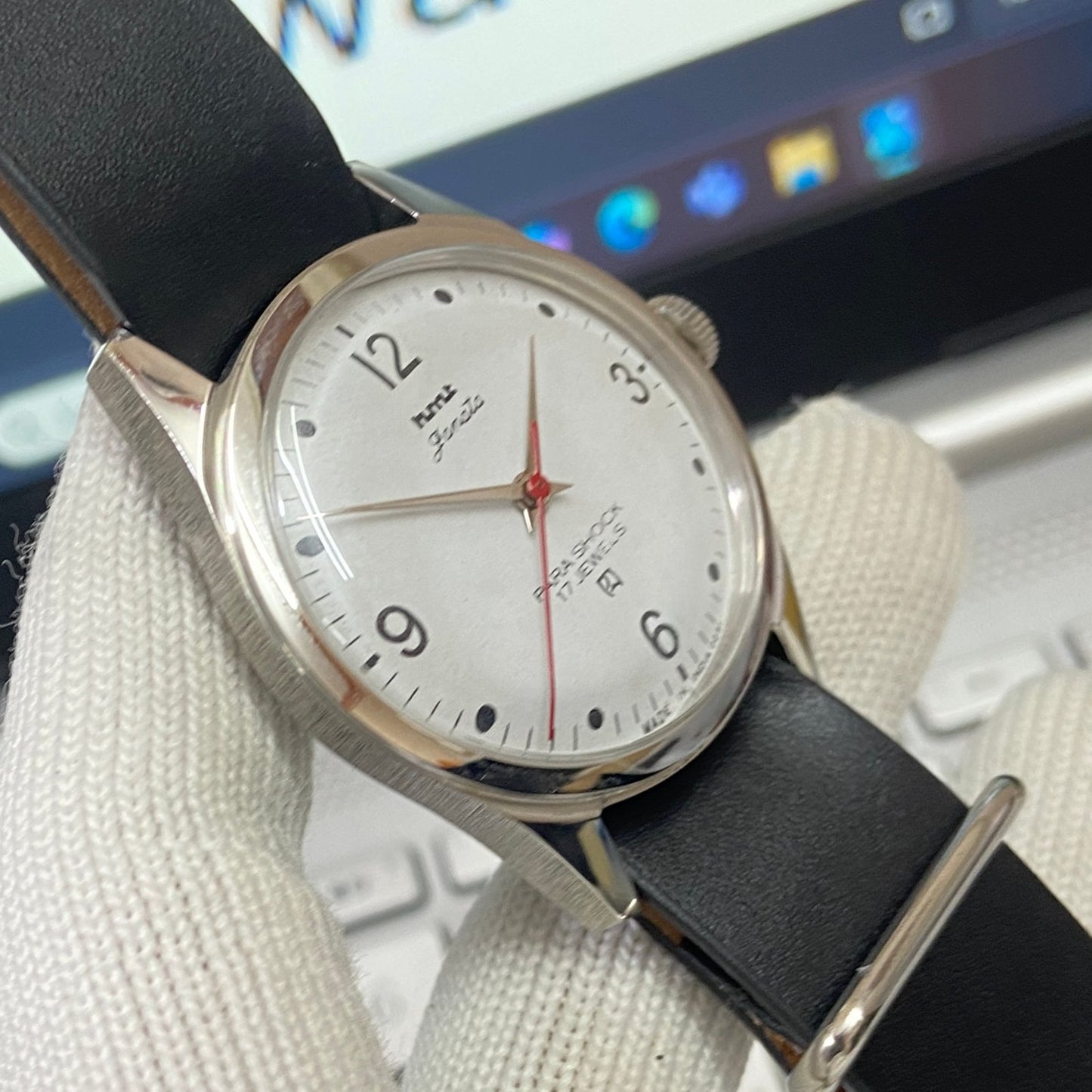 Vintage HMT Janata Hand Winding 17 Jewels White Face Black Nato Band Men's Wrist Watch B31